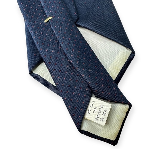 Vintage Oscar De La Renta Navy Blue Red Dots Silk Blend Tie - Picture 6 of 7